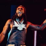 Grammy award winner Burna Boy has pledged to offer controversial singer Portable a mouthwatering N200 million but on condition. 