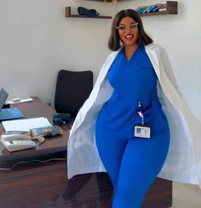 President John Dramamni Mahama has replaced Anne Sansa Daly from the Board of the National Health Insurance Authority (NHIA), with Prof. Dr. Ernest Yorke after concerns were raised regarding her medical license.