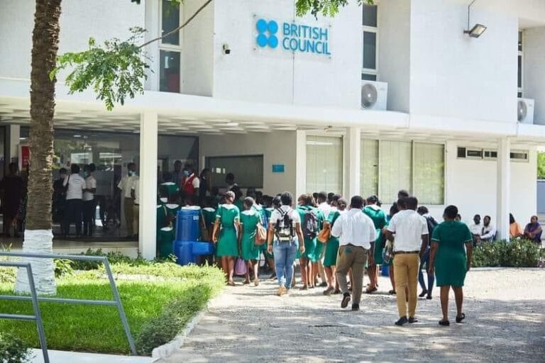 Ghanaian Nurses and Midwives have called off their strike action which began on June 2 following the government's inability to factor their revised conditions of service into this year's Financial budget