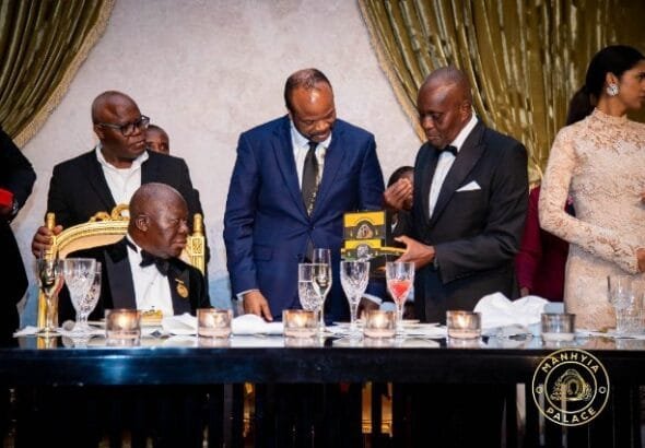 The Overlord of the Asante Kingdom, Otumfuo Osei Tutu II has gifted the King of Eswatini, King Mswati III, a 22-carat Ashanti Gold necklace as a way of strengthening the bond between them.