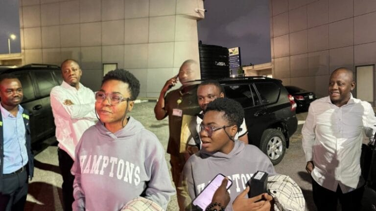 Suzzy Pinamang, a student at Adventist Senior High School in Kumasi, has returned to the country following a successful eye operation in the United Kingdom, facilitated by business mogul and philanthropist Ibrahim Mahama.