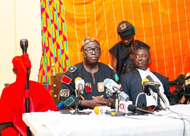 The Chief of Kade,Osabarima Agyare Tenadu II, known in private life as William Kwame Apaw, has declared his unwillingness to prolong his reign after 21 years of being in charge