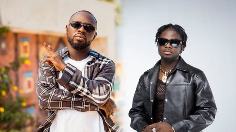 Ghanaian rapper Kenneth Kyeremanteng popularly known as Kwame Yogot, has rained curses on fellow musician, Kwami Eugene for what he described as betrayal of trust in his musical pursuit.