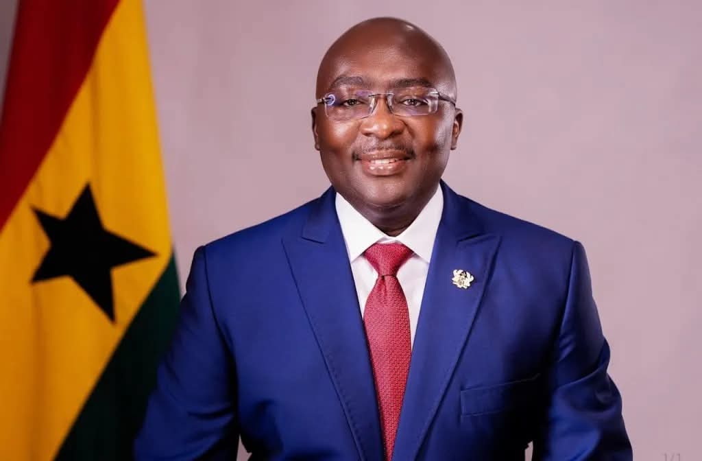 Investigative journalist, Manasseh Azure Awuni, has lambasted some leading figures with the New Patriotic Party (NPP) who are calling for Dr. Mahamudu Bawumia to be dropped from the flagbearership race because of his ethnicity. 