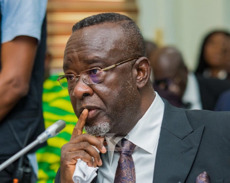 Justice Paul Baffoe-Bonnie has been sworn in today, November, 17 as Ghana's new Chief Justice at the Jubilee House in Accra. 