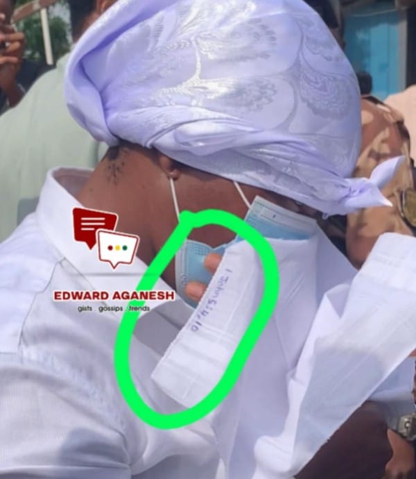 At the Amasaman Circuit Court, Nana Agradaa caught public attention after covering her handcuffs with a handkerchief printed with the Bible verse 1 John 5:4-10.