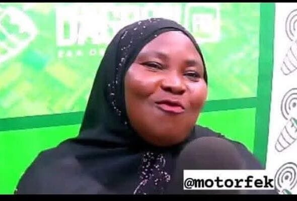 A Dagbani female highlife legend has died in a fatal accident at Juaso in the Ashanti Region on Friday May 29.