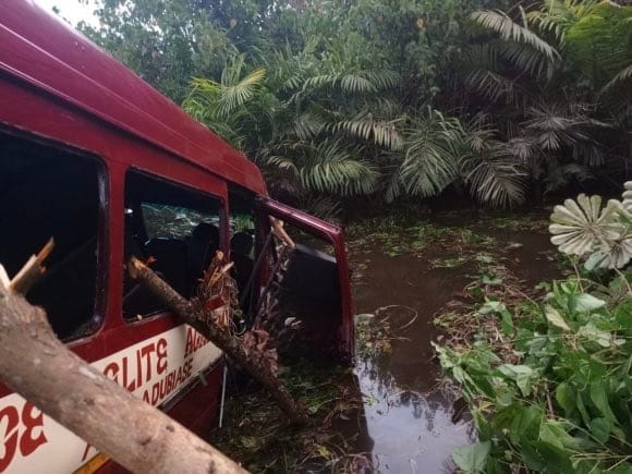 A school bus carrying more than 40 pupils of Alice Elites Academy plunged into a river on Monday, June 1, 2026, killing two kindergarten children and injuring 40 others, police have confirmed. 