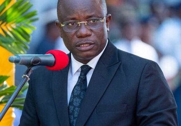 The Minister for Defence of the erstwhileAkufo-Addo'sadministration, Dominic Nitiwul, has strongly kicked against the politicization of the Afari hospital project.