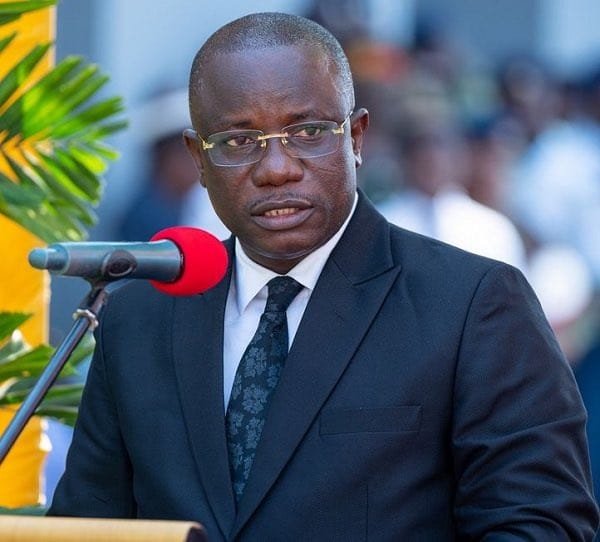 The Minister for Defence of the erstwhileAkufo-Addo'sadministration, Dominic Nitiwul, has strongly kicked against the politicization of the Afari hospital project.