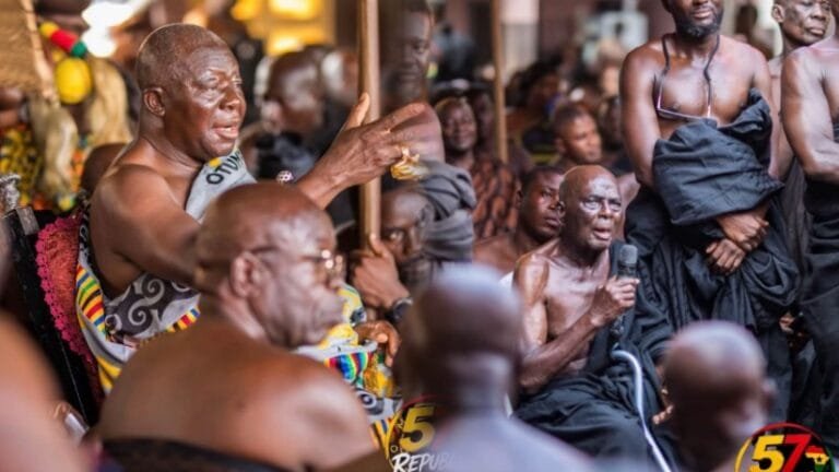 Otumfuo Osei Tutu II, the Overlord of Asanteman has destooled the Kenyase ll Manhene, Nana Kwabena Nsia Ababio following allegations of violating the customs and traditions of the Kingdom.